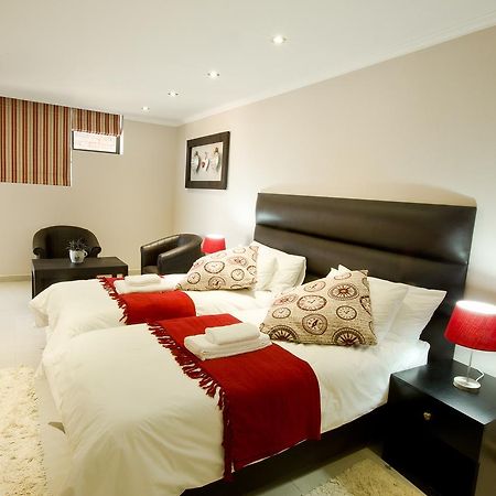 Cavallo Guesthouse วินด์ฮุก ภายนอก รูปภาพ